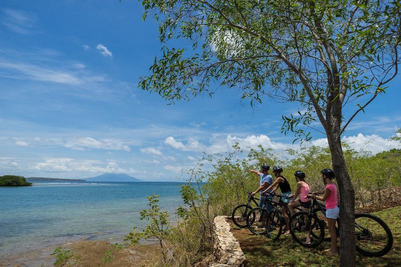 Menjangan Dynasty Resort Pemuteran Exteriör bild