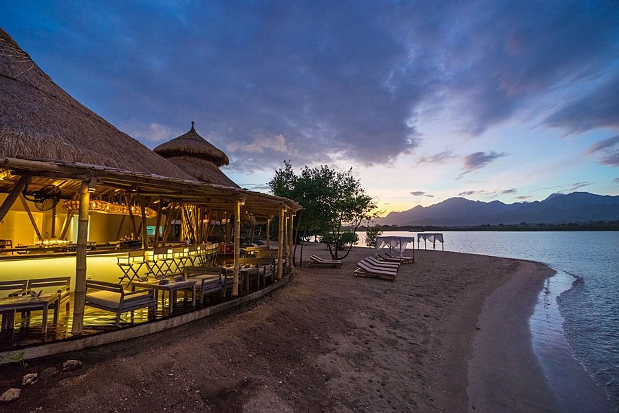 Menjangan Dynasty Resort Pemuteran Exteriör bild