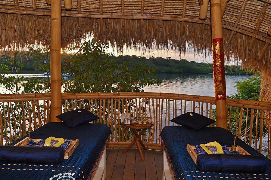 Menjangan Dynasty Resort Pemuteran Exteriör bild